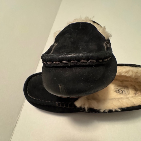 UGG Ansley Slipper Women's Moccasins - Black, US 9 - Picture 3 of 9